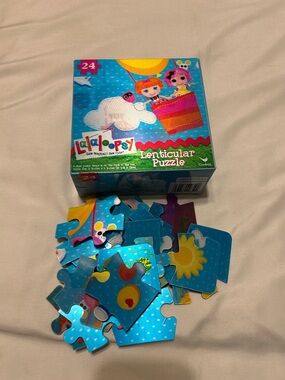 Moving🧘🏽‍♀️Sale Lalaloopsy Lenticular puzzle 24 pc